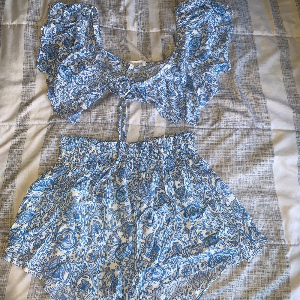 Two piece set